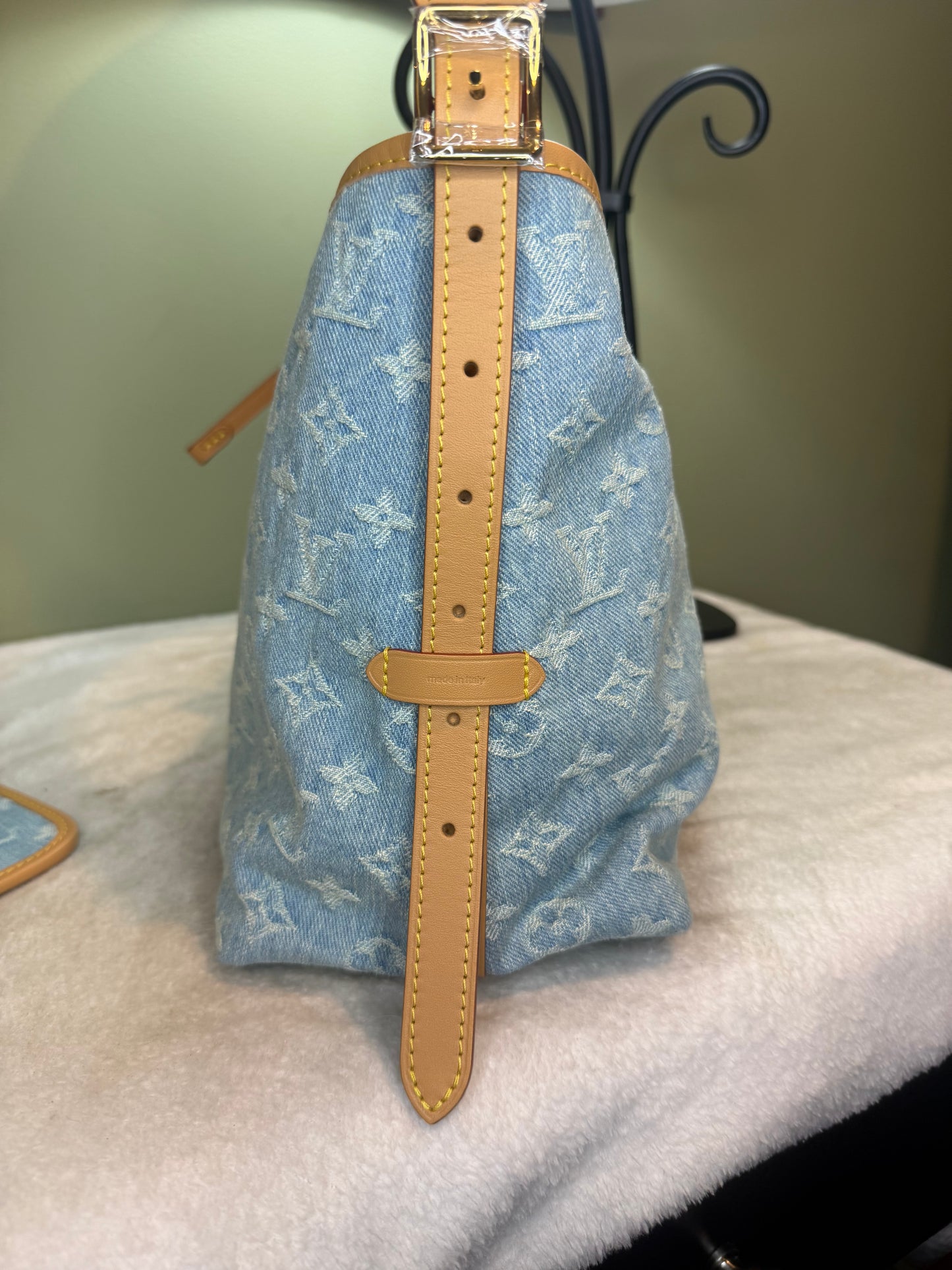 1414. Louis Vuitton Denim Carryall PM Bag with Pouch