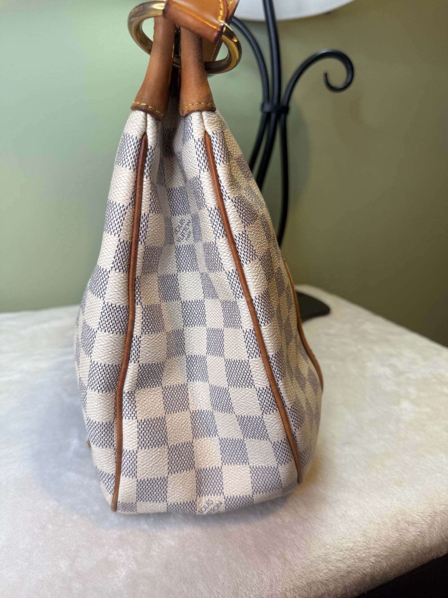 1703. Louis Vuitton Damier Azur Galleria