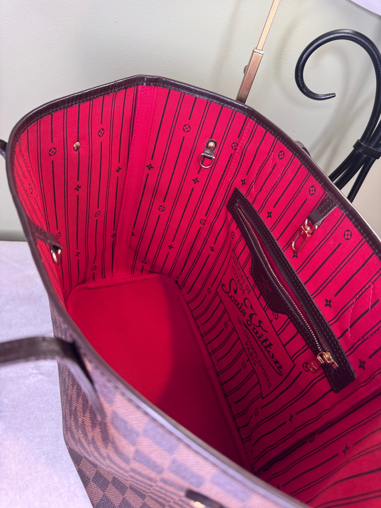 1718. Louis Vuitton Damier Ebene Neverfull MM
