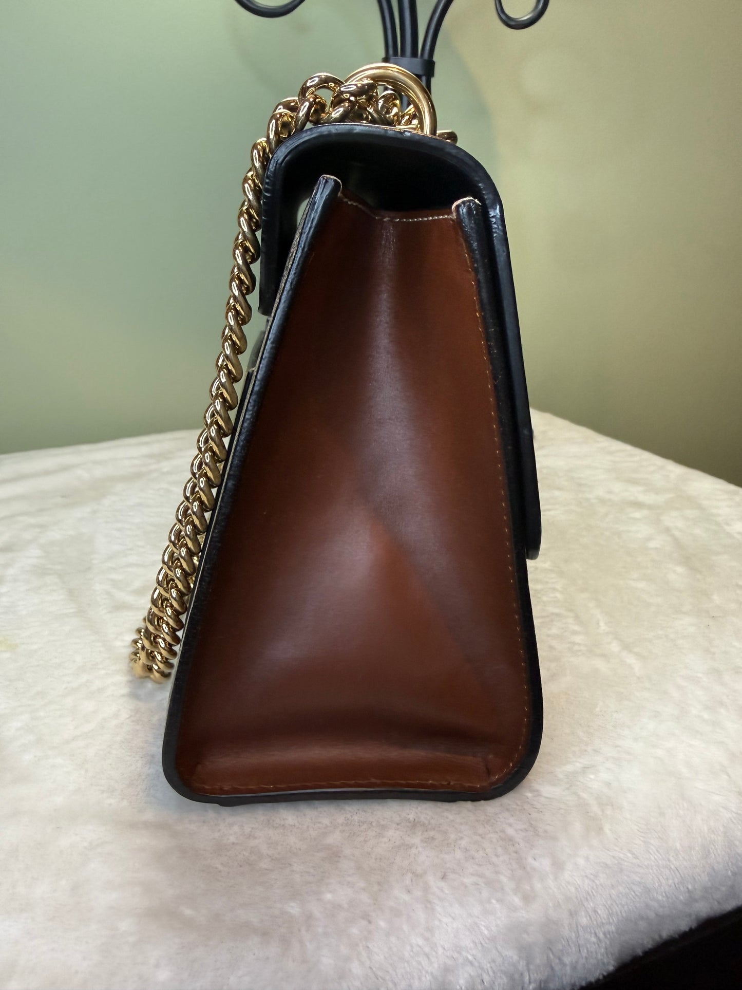 1799. Gucci GG Supreme Medium Padlock
