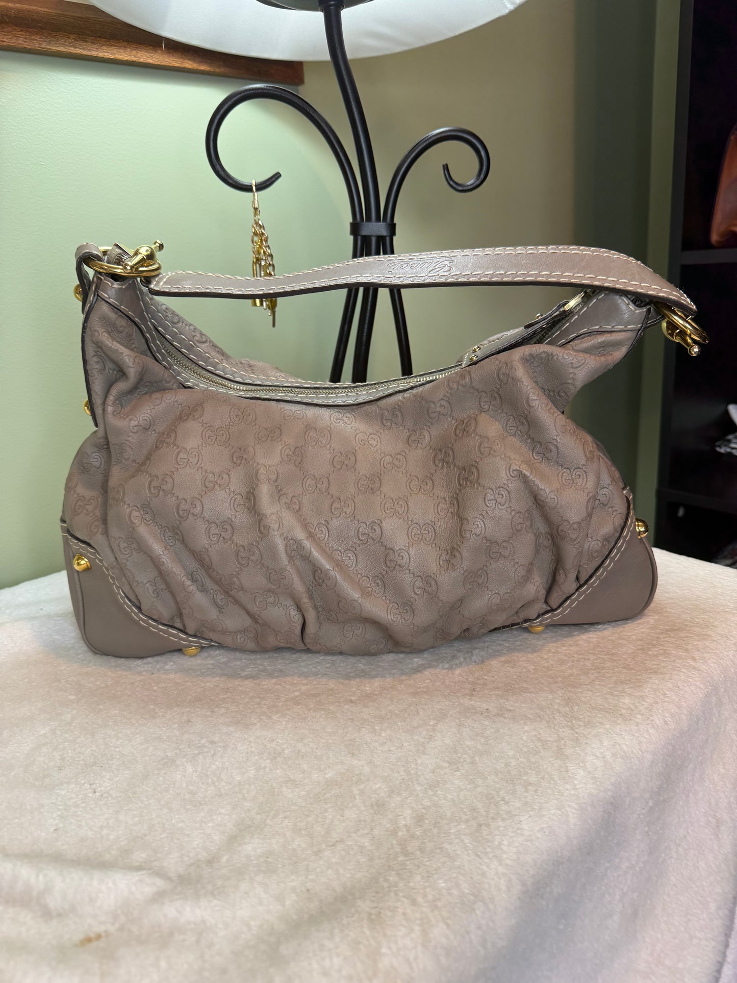 939. Gucci Grey Guccissima Leather Medium Hobo Shoulder bag