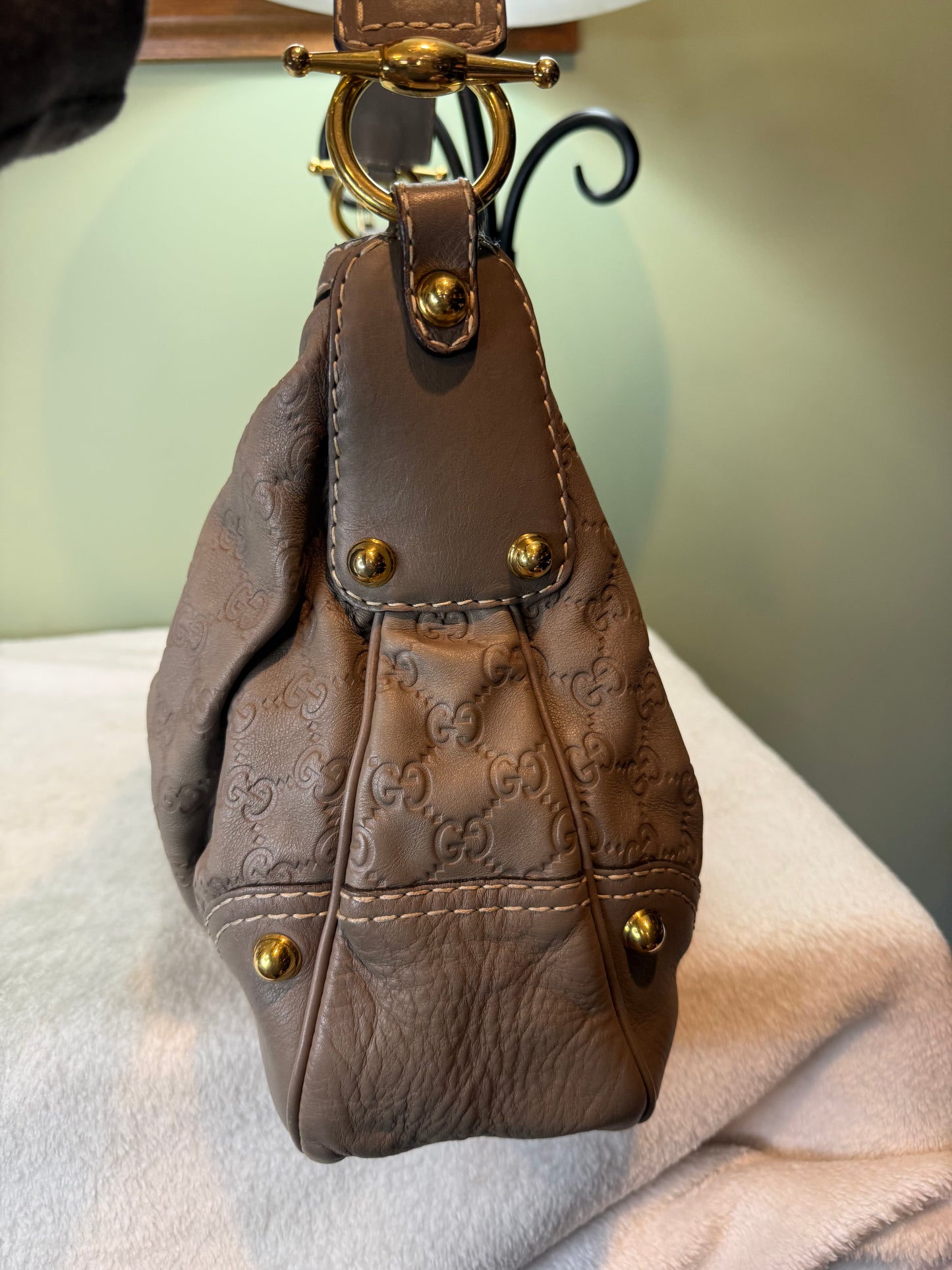 939. Gucci Grey Guccissima Leather Medium Hobo Shoulder bag