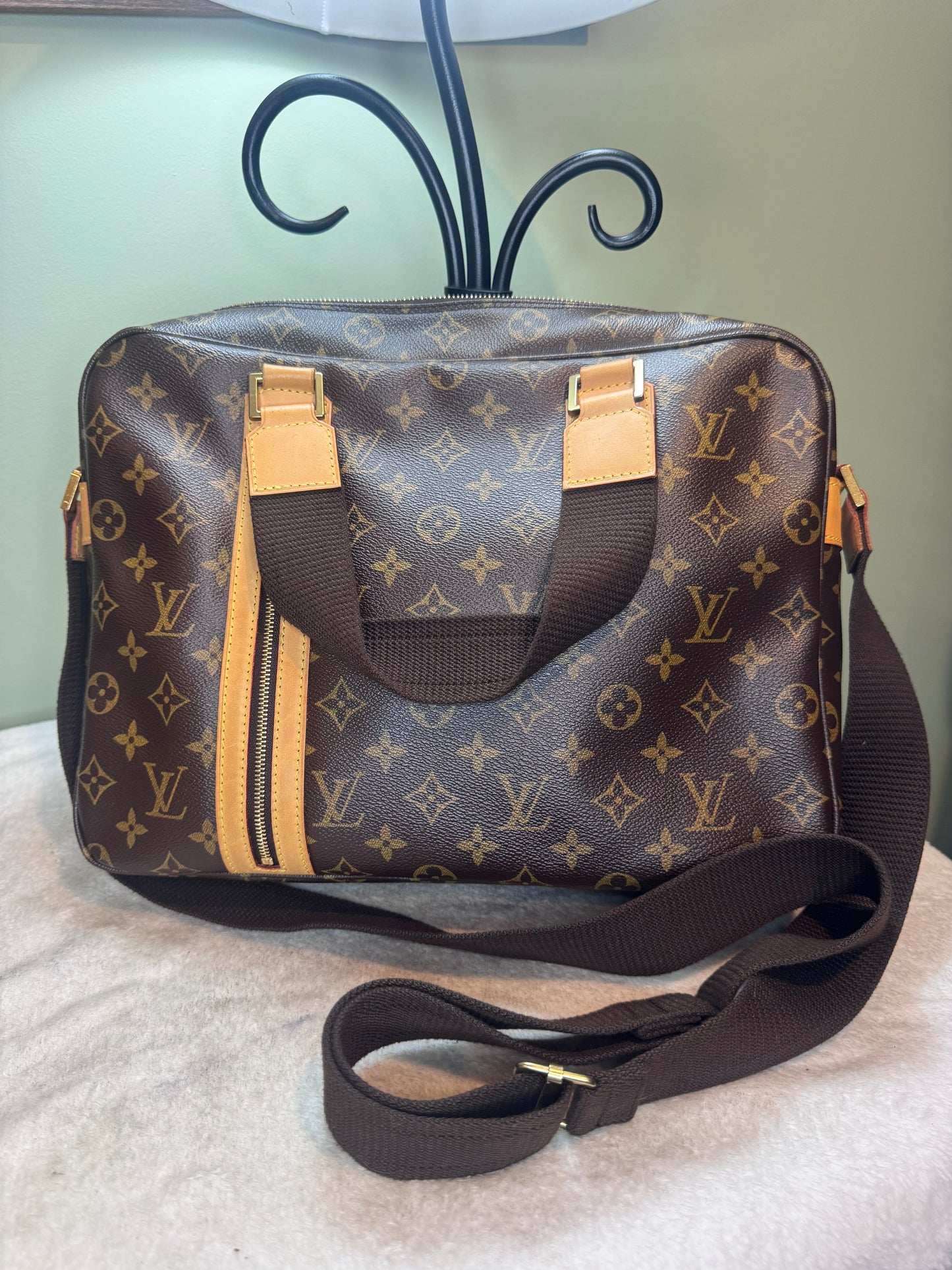 1423. Louis Vuitton Monogram Sac Boshore Bag/Briefcase